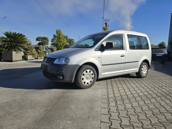 VW Caddy 2.0 Benzin+Gaz, Klima 4700 euro