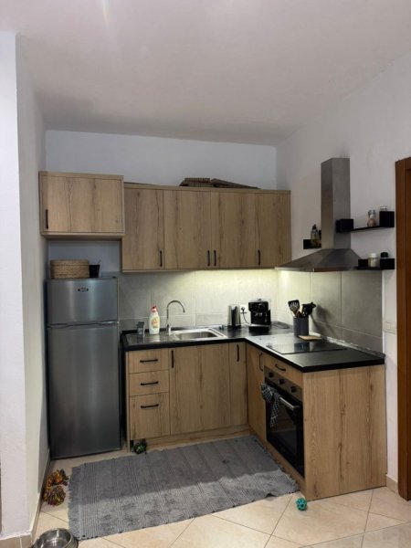 Durres, shitet garsonier 1+1+Ballkon Kati 1, 51 m² 65.000 € (Rruga Pavaresia)