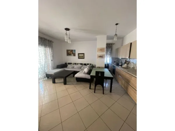 Tirane, shitet apartament Kati 5, 107 m² 136.800 € 