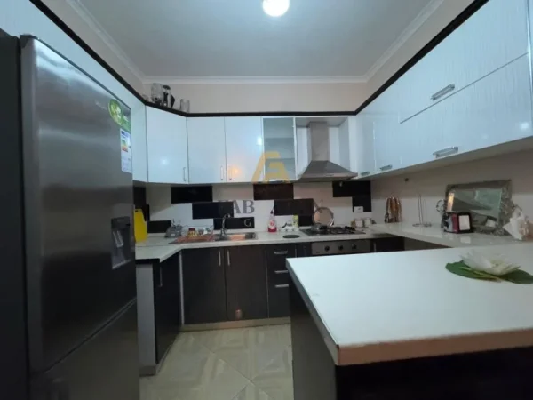 Tirane, shitet apartament 1+1 Kati 2, 67 m² 70.000 € (Kashar, tek Delta Home)