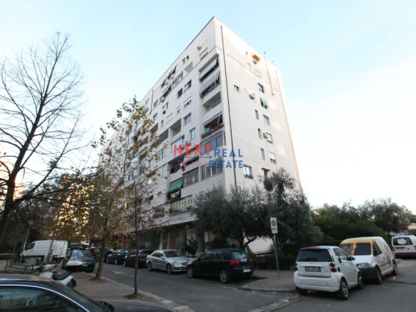 Vlore, shitet apartament 1+1+Ballkon Kati 1, 45 m² 105.000 € (TIRANE)