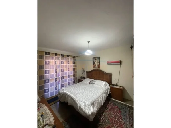 Tirane, shitet apartament 2+1+Aneks+Ballkon Kati 3, 82 m² 160.000 € (Vasil Shanto)