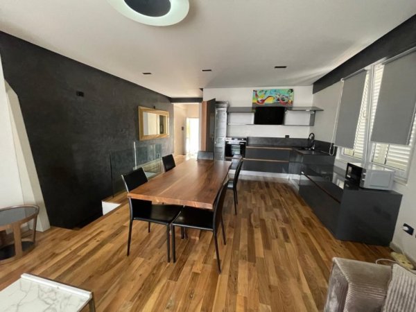 Tirane, apartament duplex Dublex Kati 1, 160 m² (Kodra e Diellit 1)