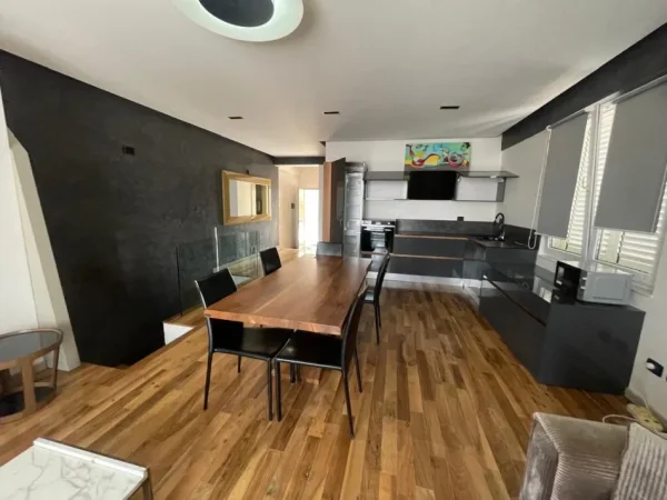 Tirane, apartament duplex Dublex Kati 1, 160 m² (Kodra e Diellit 1)