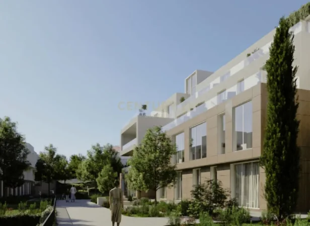 Tirane, shitet apartament 3+1 Kati 1, 178 m² 329.300 € (Farke)