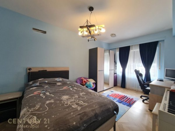 Tirane, shes apartament 3+1+2+POST PARKIMI , 163 m² 365.000 € (Kodra e Diellit Residence)