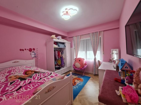 Tirane, shes apartament 3+1+2+POST PARKIMI , 163 m² 365.000 € (Kodra e Diellit Residence)