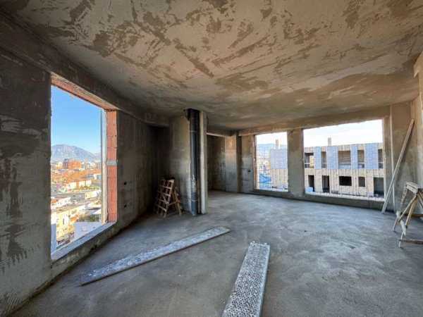 Tirane, shitet apartament 2+1+Aneks+Ballkon Kati 9, 131 m² 326,250 € (RRUGA VIKTOR EFTEMIU KOMUNA E PARISIT)