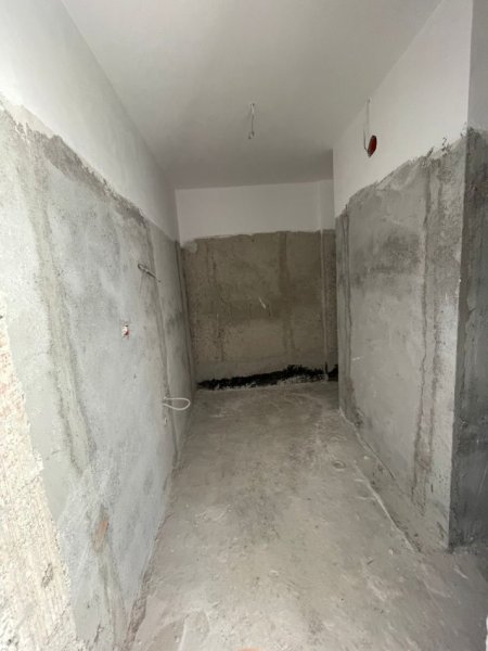Tirane, shitet apartament 2+1 Kati 1, 120 m² 142.000 € (Fresk)