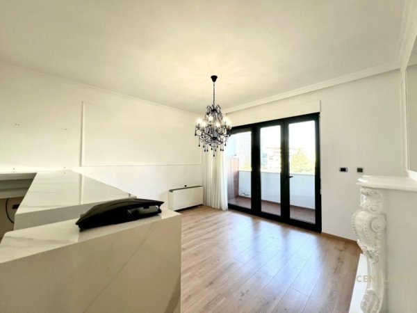 Shqiperi, jepet me qera zyre Kati 5, 132 m² 1.400 € (Ish Blloku)