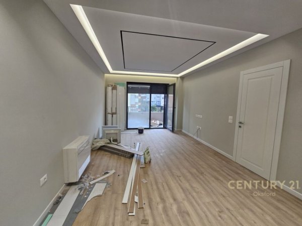 Tirane, shes apartament 2+1+2+POST PARKIMI , 111 m² 270.000 € (Liqeni i Thatë)