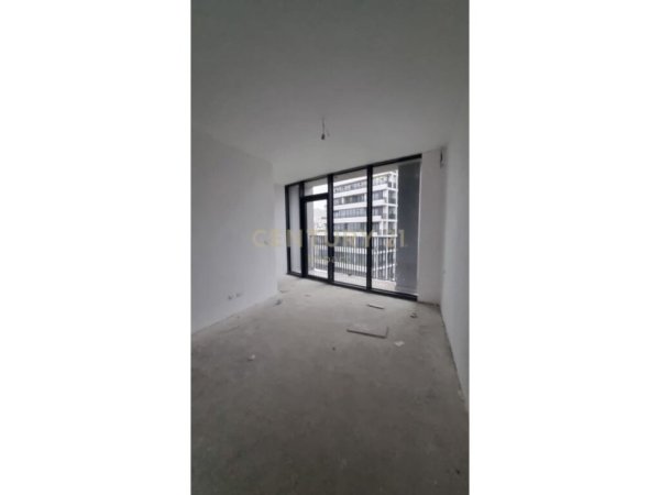 Tirane, shitet apartament 3+1+2 , 232 m² 641.000 € (Lake View Residences, Liqeni i Tiranës)