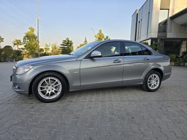 M-Benz C 200 Kompressor Avantgard Navi i madh Klima 6.400 €