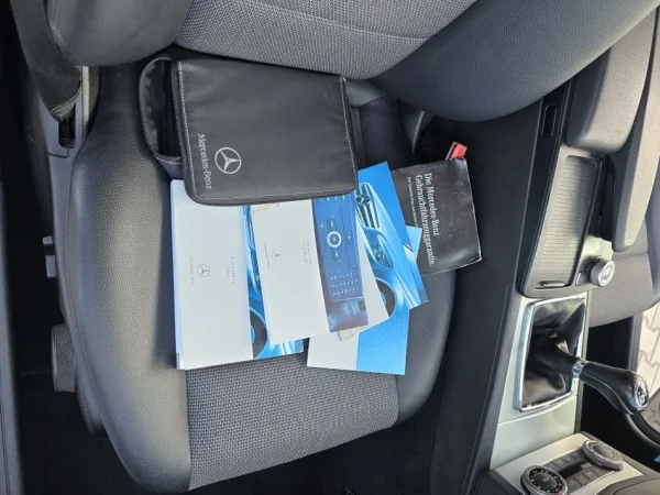 M-Benz C 200 Kompressor Avantgard Navi i madh Klima 6.400 €