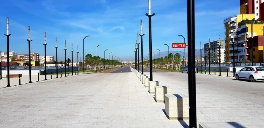 Tirane, shitet apartament 2+1 , 126 m² 145.000 € (Bulevrdi i Ri)