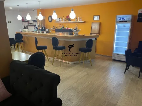 Tirane, shitet bar-kafe Kati -1, 237 m² 295.000 € (RRUGA HOXHA TAHSIM)