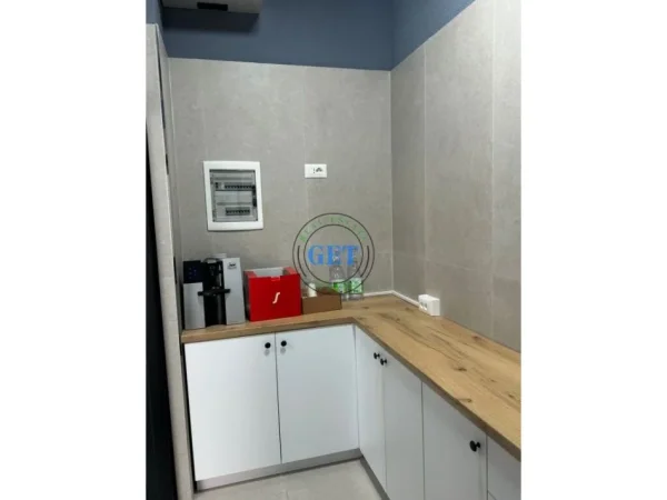 Durres, shitet ambjent biznesi Kati 0, 88 m² 170.000 € (Blue Star DURRES)
