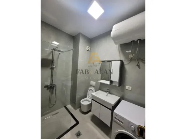 Tirane, shitet apartament 2+1+2, Kati 3, 120 m² 215.000 € (Liqeni i Thate)