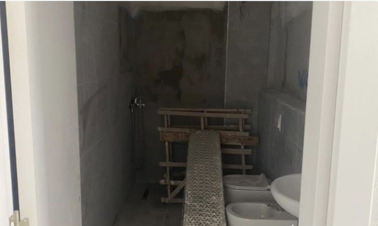 Tirane, shitet apartament 2+1 Kati 2, 92 m² 18.500.000 € (Rruga Kodra e Diellit Tirane, Shqiperia)