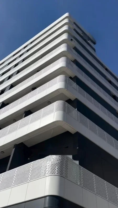 Tirane, shitet apartament 2+1 , 108 m² 156.000 € (Parallel Living)