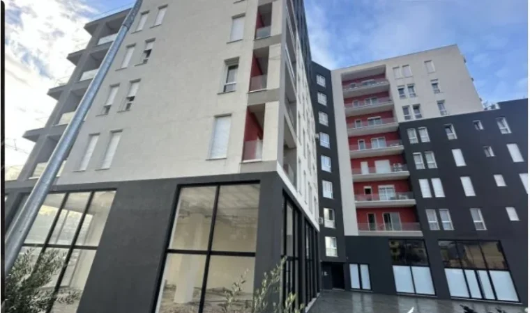 Tirane, jepet me qera apartament 2+1 Kati 7, 100 m² (Rruga Ali Demi Tirane, Shiperia)