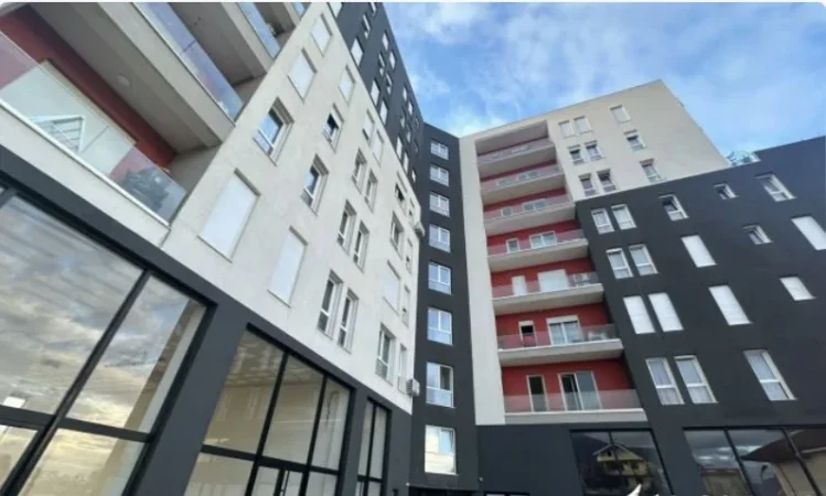 Tirane, jepet me qera apartament 2+1 Kati 7, 100 m² (Rruga Ali Demi Tirane, Shiperia)