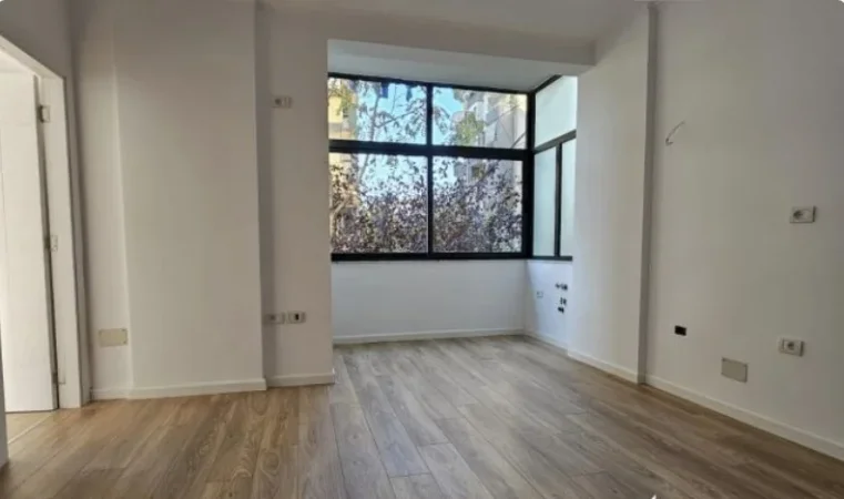 Tirane, shitet apartament 1+1 Kati 2, 47 m² 112.000 € (Ruga Sali Butka Tirane)