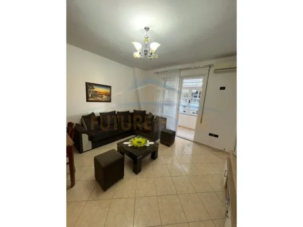 Durres, shitet apartament 1+1+Ballkon , 65 m² 100.000 € (rruga e portit)