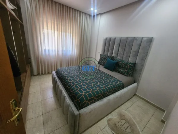 Durres, jepet me qera apartament 1+1 Kati 2, 60 m² 500 € (Shkembi i Kavajes, Durrës)