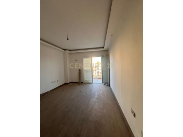 Golem, shes apartament 2+1 Kati 4, 93 m² 100.000 € (GOLEM)