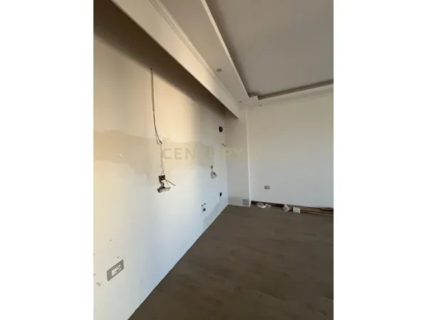 Golem, shes apartament 2+1 Kati 4, 93 m² 100.000 € (GOLEM)