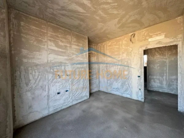 Tirane, shitet apartament 2+1 Kati 9, 130 m² 340.000 € (Komuna e Parisit)