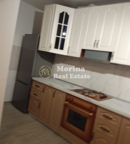 Tirane, jepet me qera apartament 2+1 Kati 1, 75 m² 600 € (Rruga Durresit)