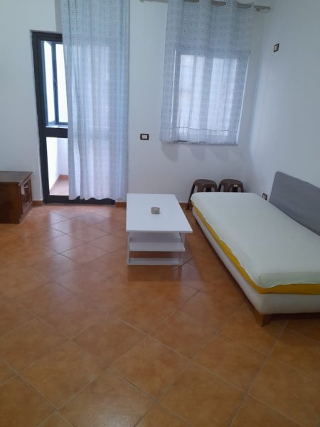 Tirane, jepet me qera garsonier Kati 3, 42 m² 330 € (VASIL SHANTO)