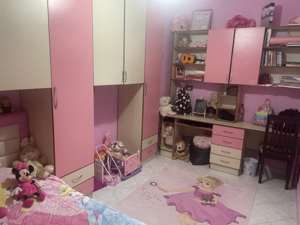 Tirane, jepet me qera 2+1+Ballkon Kati 7, 85 m² 500 € (LAPRAKE)