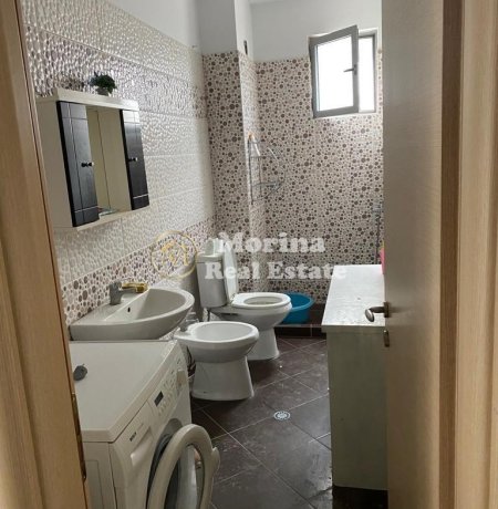 Tirane, jepet me qera apartament 2+1 Kati 5, 130 m² 450 € (Yzberisht)