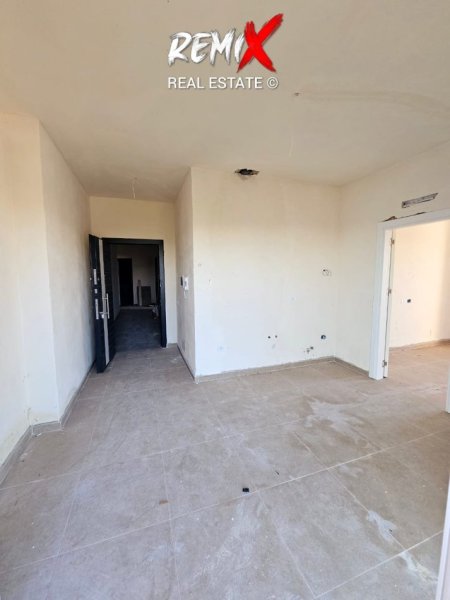 Mali Robit, shitet apartament+verande | Penthouse 1+1+Aneks+Ballkon Kati 6, 58 m² 114.800 € 