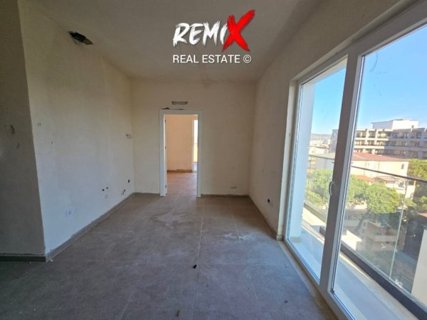 Mali Robit, shitet apartament+verande | Penthouse 1+1+Aneks+Ballkon Kati 6, 58 m² 114.800 € 