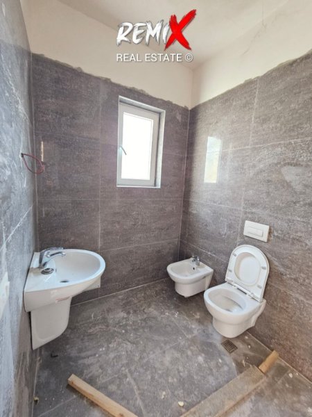 Mali Robit, shitet apartament+verande | Penthouse 1+1+Aneks+Ballkon Kati 5, 119.000 € 