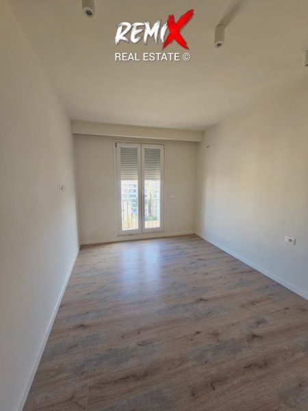 Shkembi Kavajes, shitet apartament 2+1+Aneks+Ballkon Kati 8, 112 m² 240.000 € 
