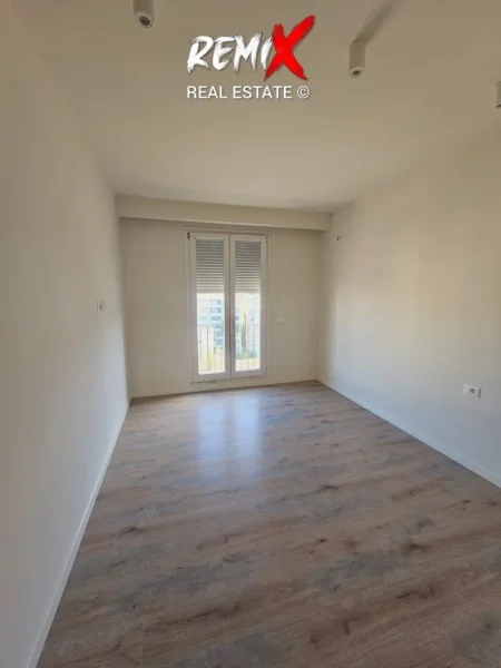 Shkembi Kavajes, shitet apartament 2+1+Aneks+Ballkon Kati 8, 112 m² 245.000 €