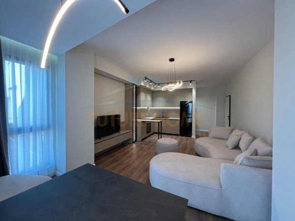 Tirane, jepet me qera apartament 2+1 Kati 7, 123 m² 1.000 € (Rruga Tefta Koco)