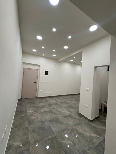 Tirane, shitet dyqan Kati 0, 67 m² 502.500 € (Stadiumi Dinamo)