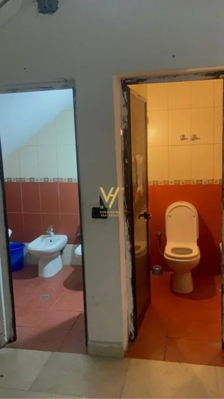 Tirane, jepet me qera magazine Kati 0, 490 m² 3.430 € (RRUGA 5 MAJI)