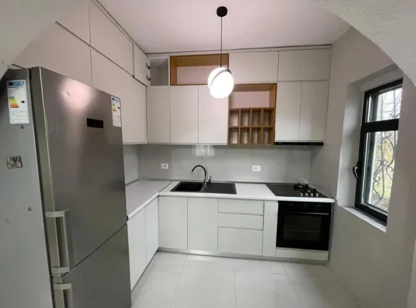 Tirane, shitet shtepi 1+1 Kati 0, 250 m² 1.130.000 € (ARDENO)