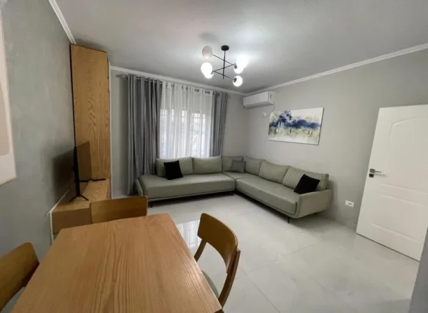 Tirane, shitet shtepi 1+1 Kati 0, 250 m² 1.130.000 € (ARDENO)