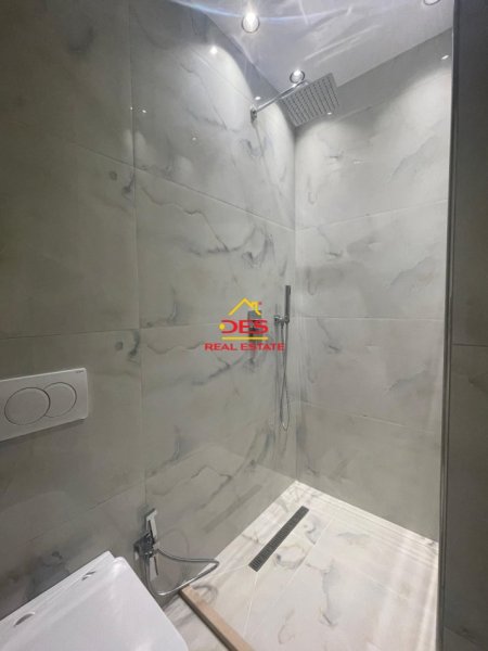 Vlore, jepet me qera apartament 1+1+Ballkon Kati 3, 75 m² 600 € (Rruga Çamëria)
