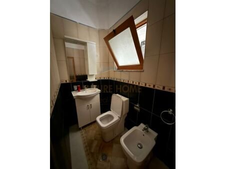 Tirane, shitet Vile 4+1 Kati 4, 520 m² 390.000 € (Rruga Ejup Kastrati, Vilat Gjermane, Tirane AREA47651)