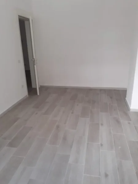 Durres, shitet apartament 1+1 Kati 0, 70 m² 65.000 € (DURRES)