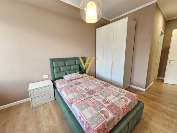Tirane, jepet me qera Vile 3 Katshe Kati 0, 900 m² 2.800 € (TEGU)